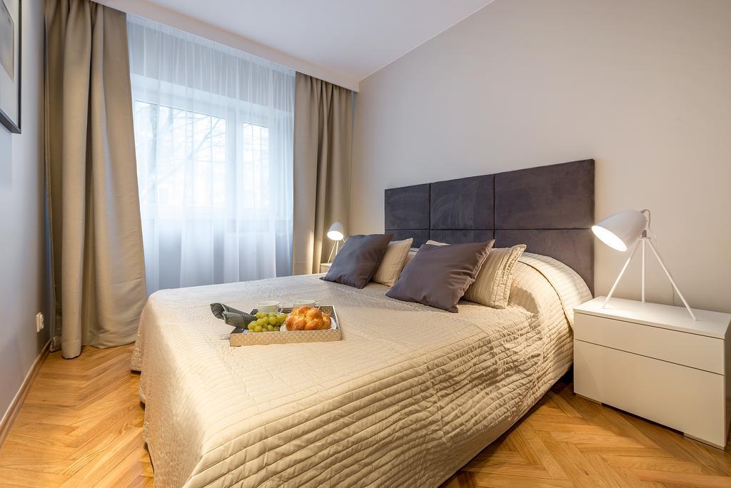 P&O Apartments Emilii Plater Warschau Kamer foto